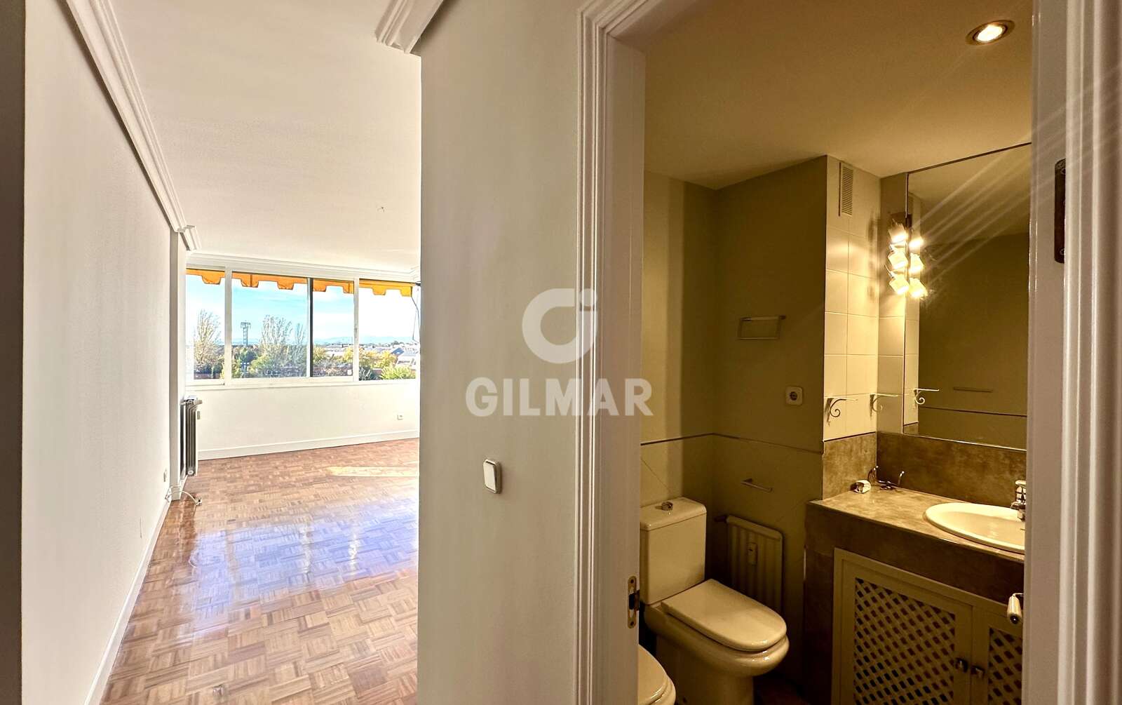 Property slider Gilmar