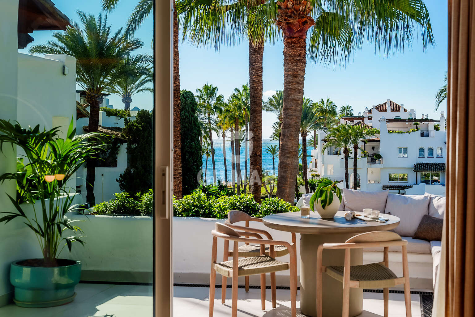 Property slider Gilmar