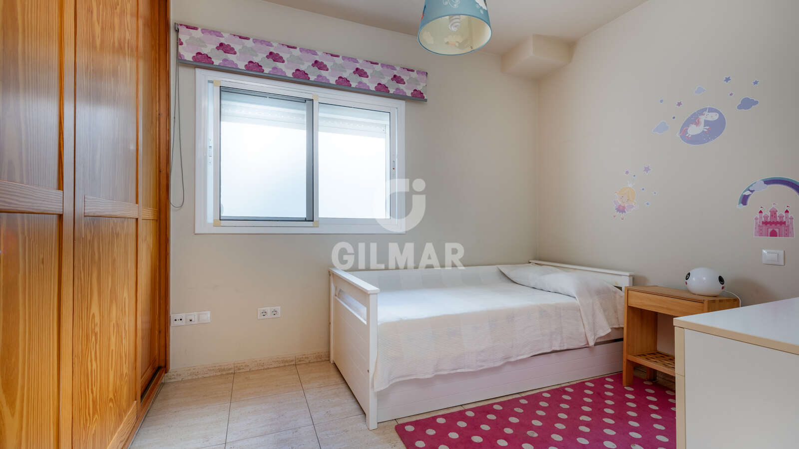 Property slider Gilmar