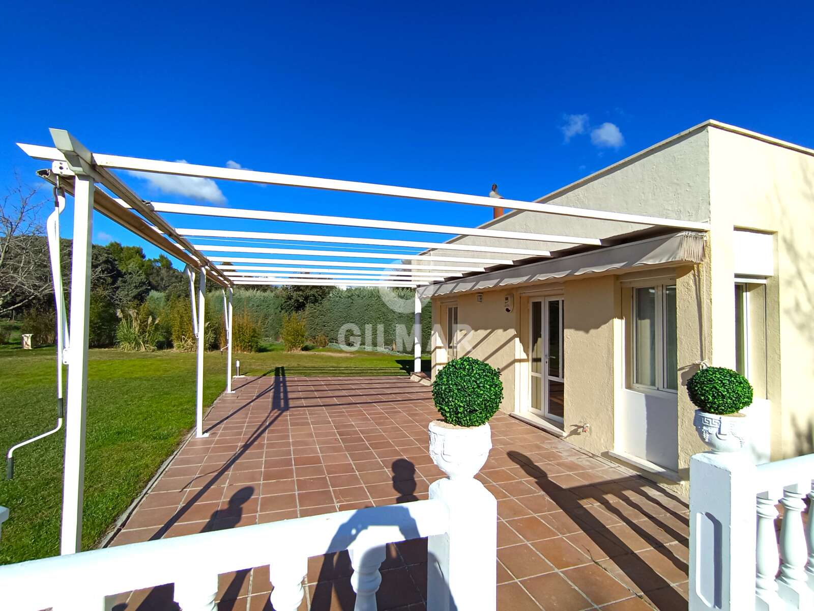 Property slider Gilmar