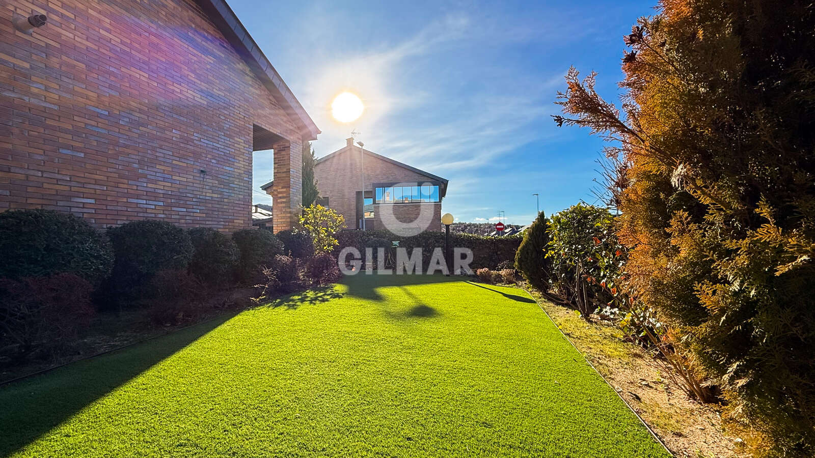 Property slider Gilmar