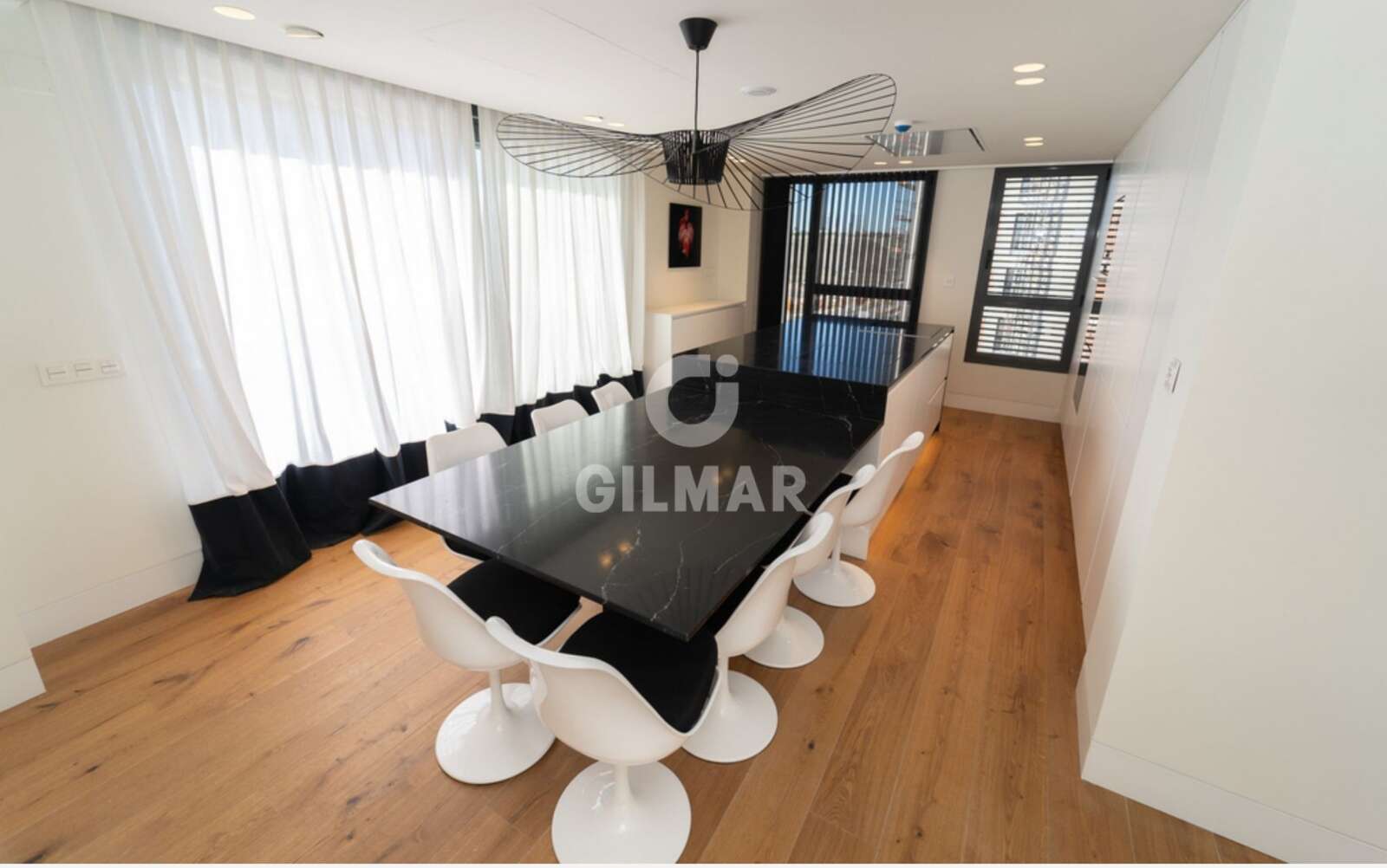 Property slider Gilmar