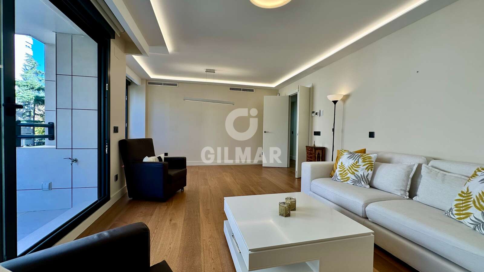 Property slider Gilmar