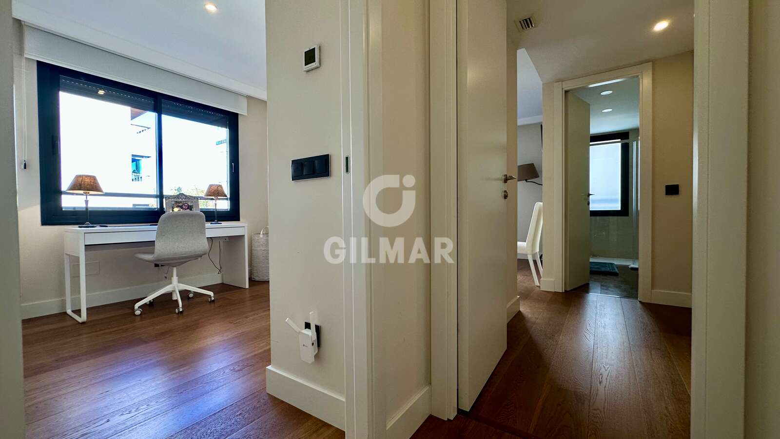 Property slider Gilmar