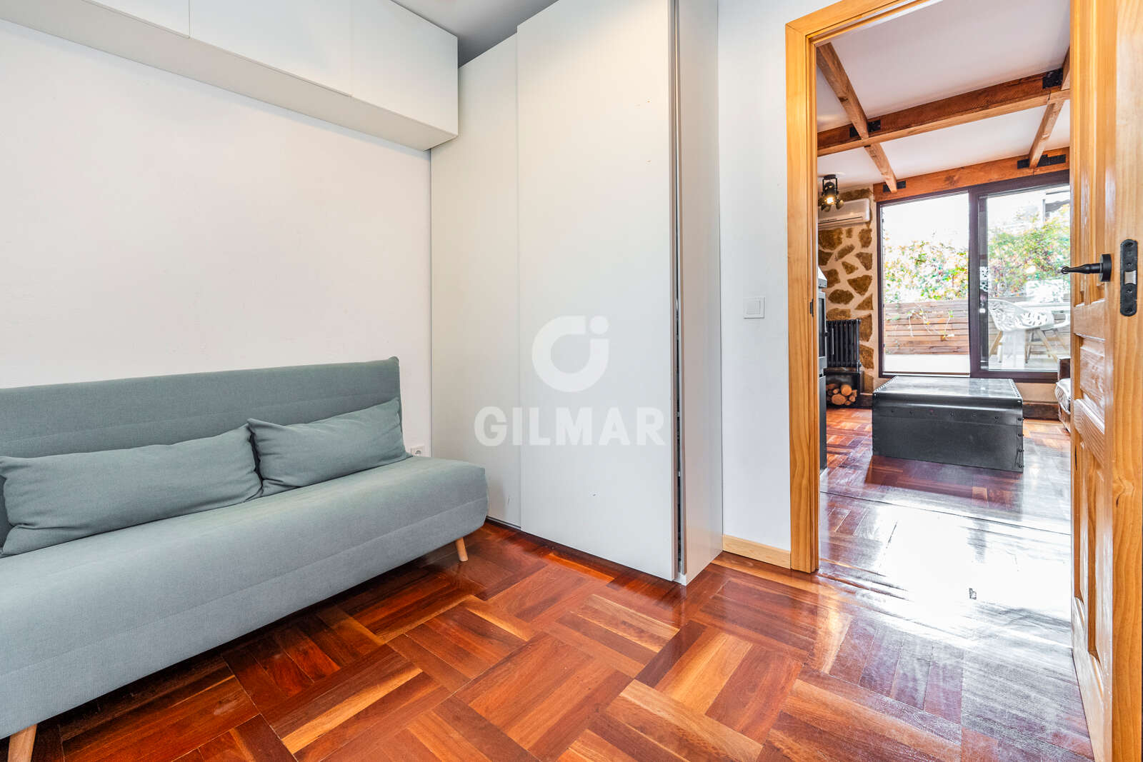 Property slider Gilmar