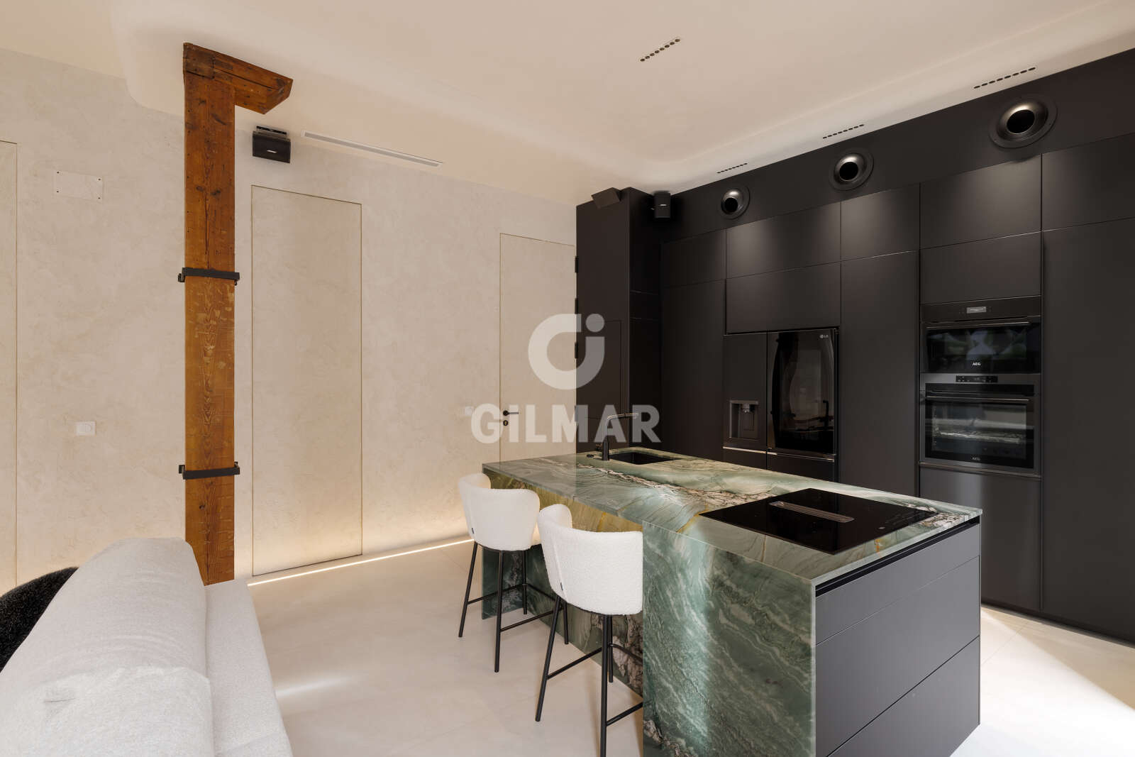 Property slider Gilmar