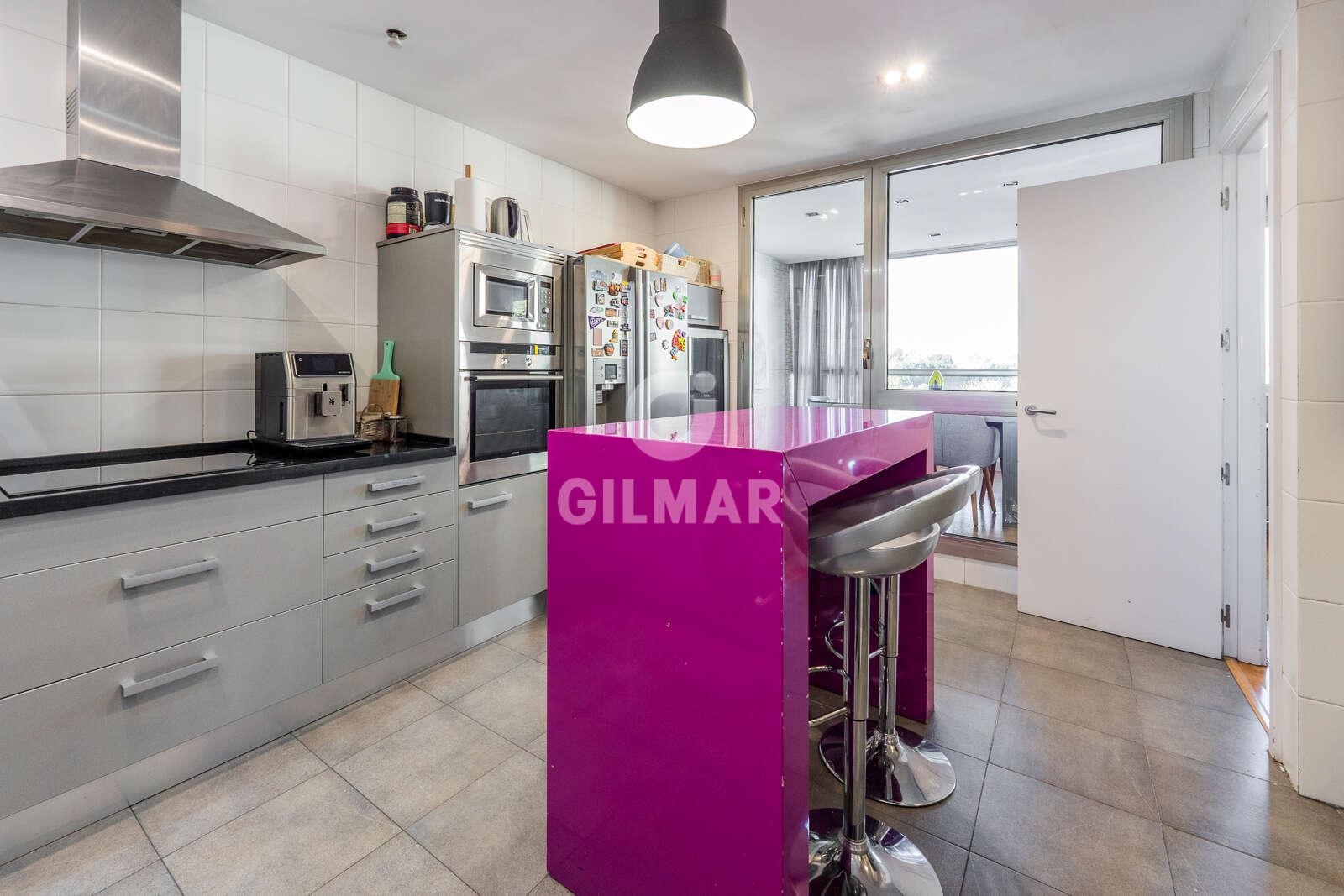 Property slider Gilmar