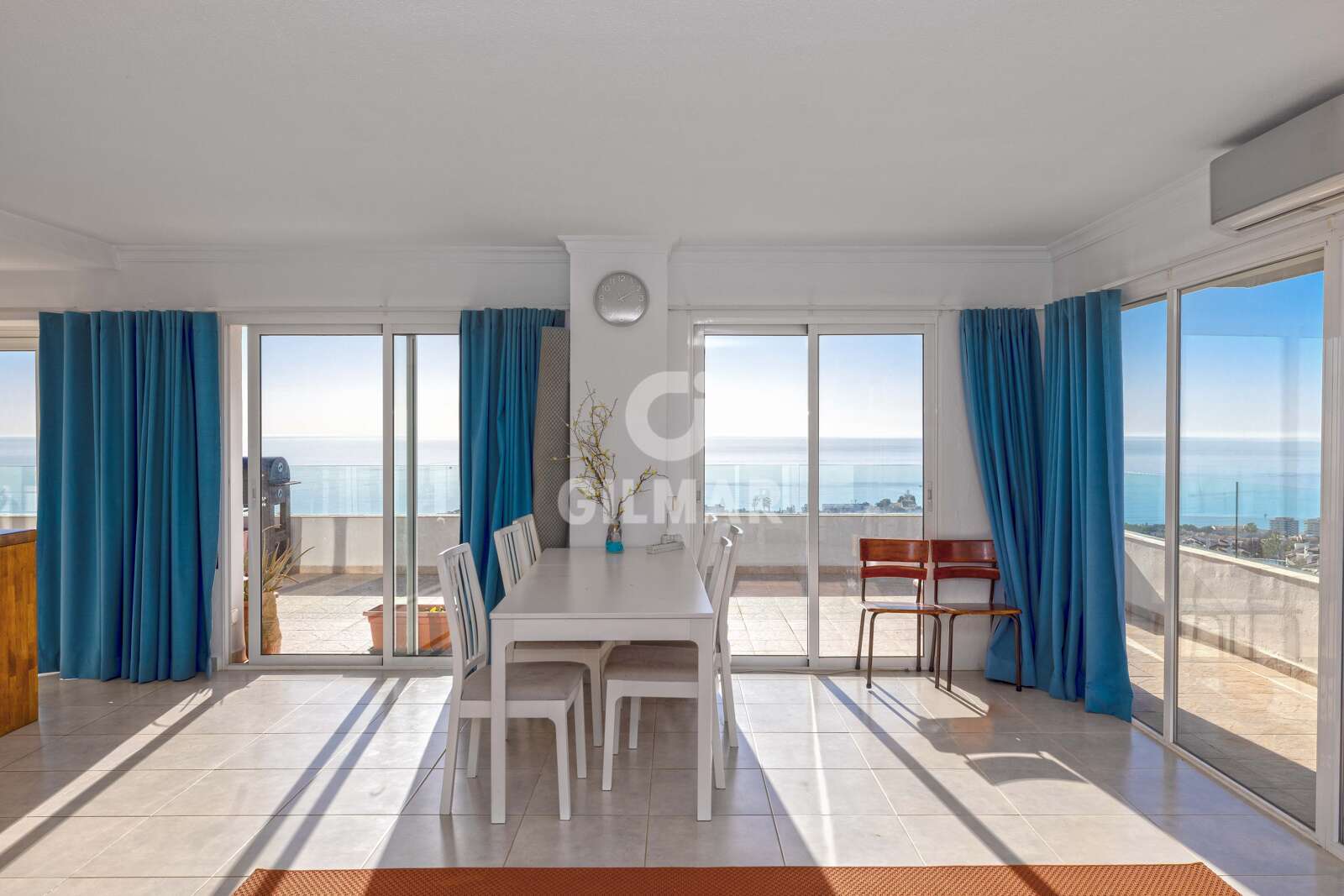 Property slider Gilmar