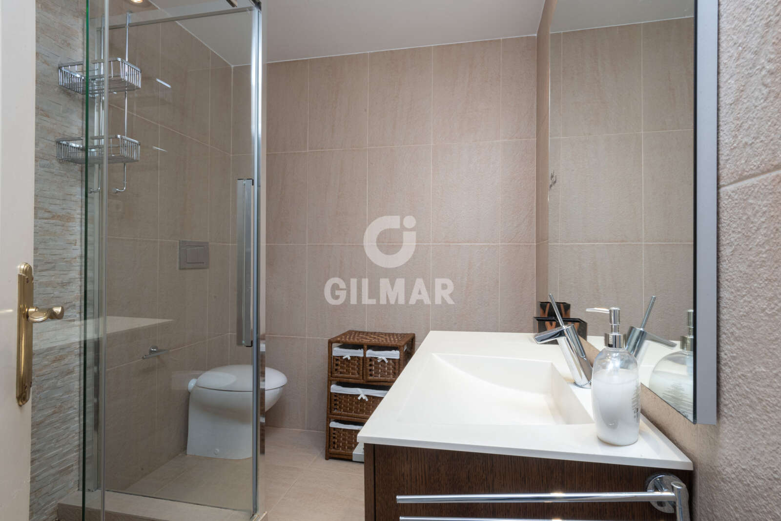 Property slider Gilmar