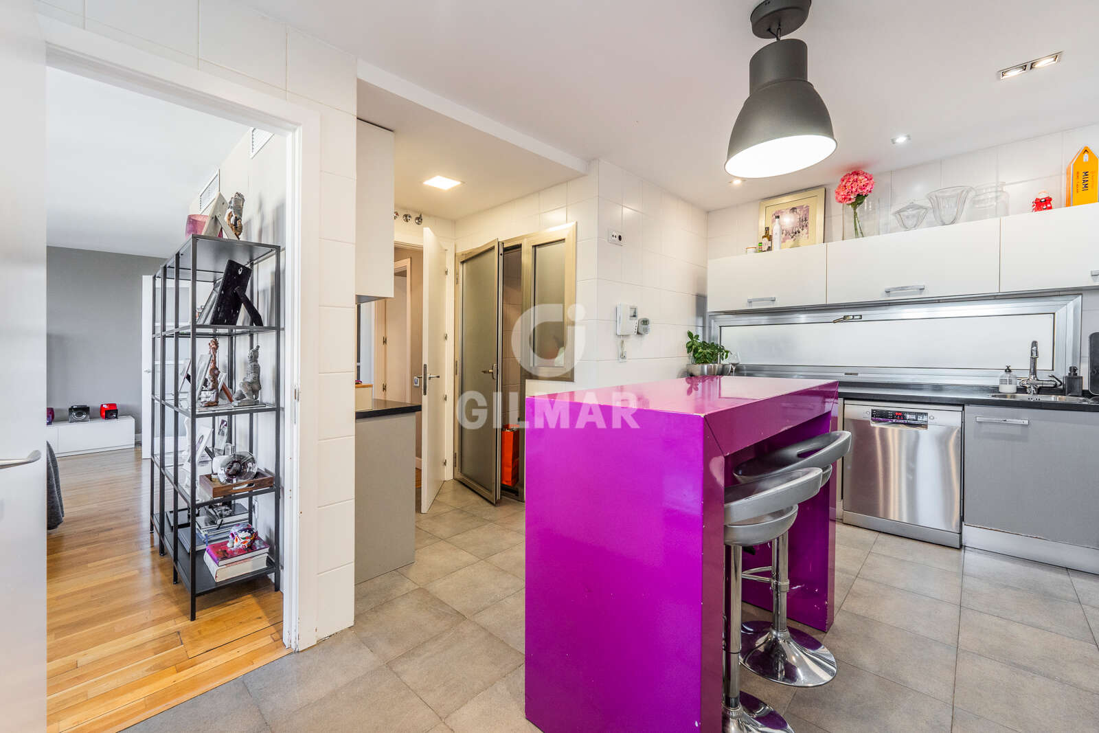 Property slider Gilmar