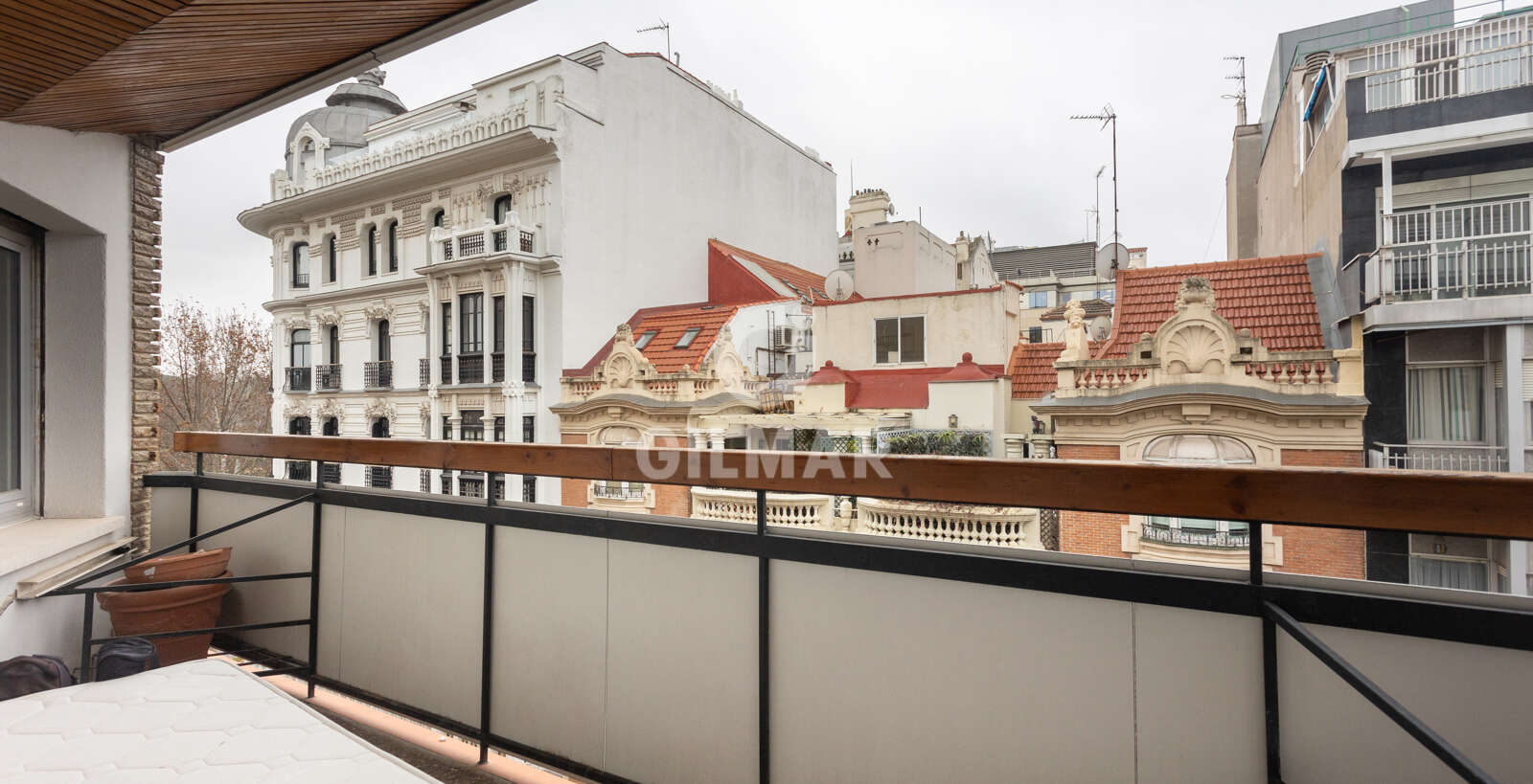 Property slider Gilmar