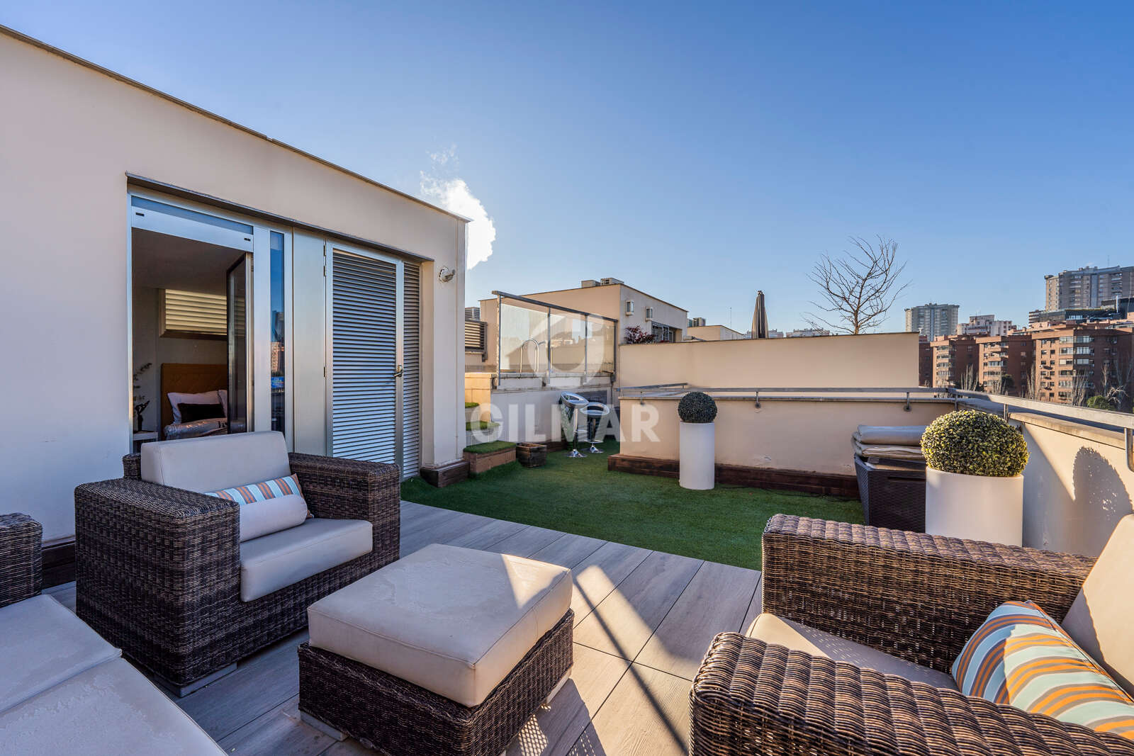 Property slider Gilmar