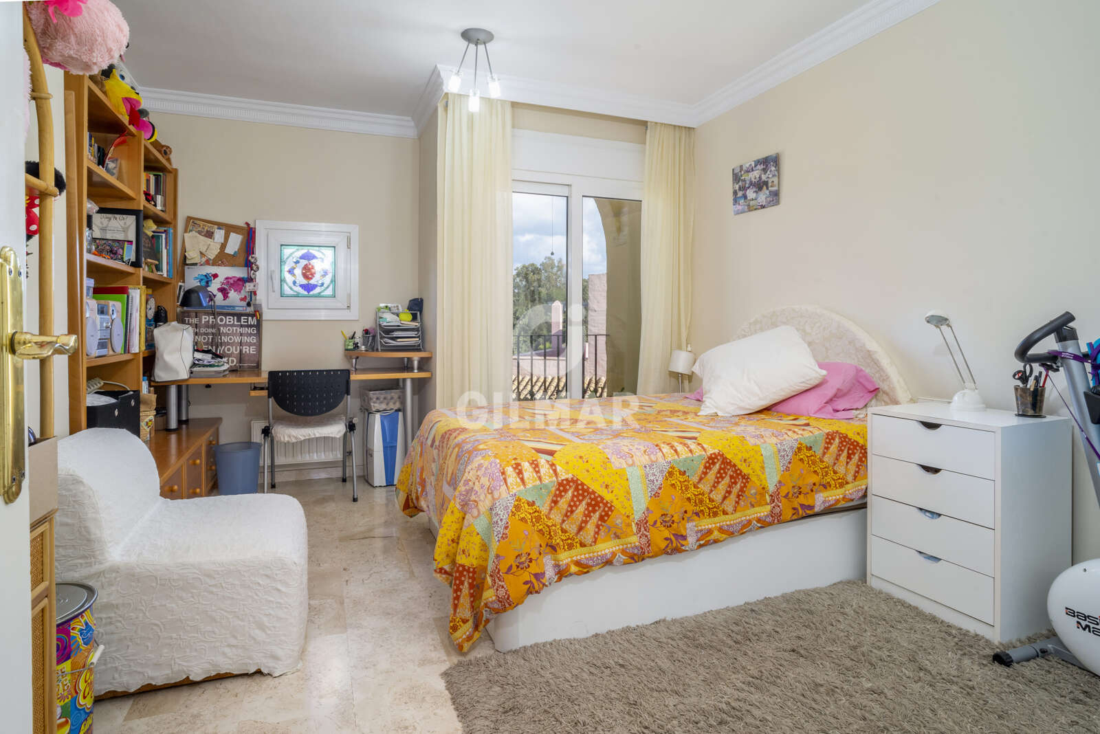 Property slider Gilmar