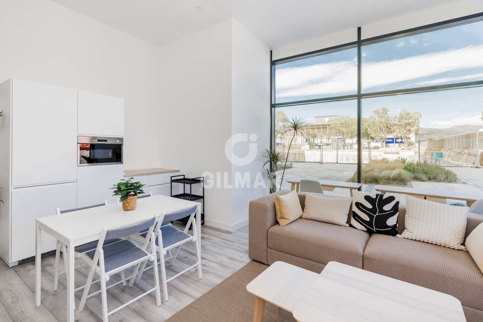 Property slider Gilmar