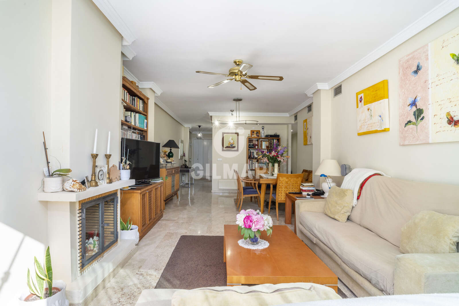 Property slider Gilmar
