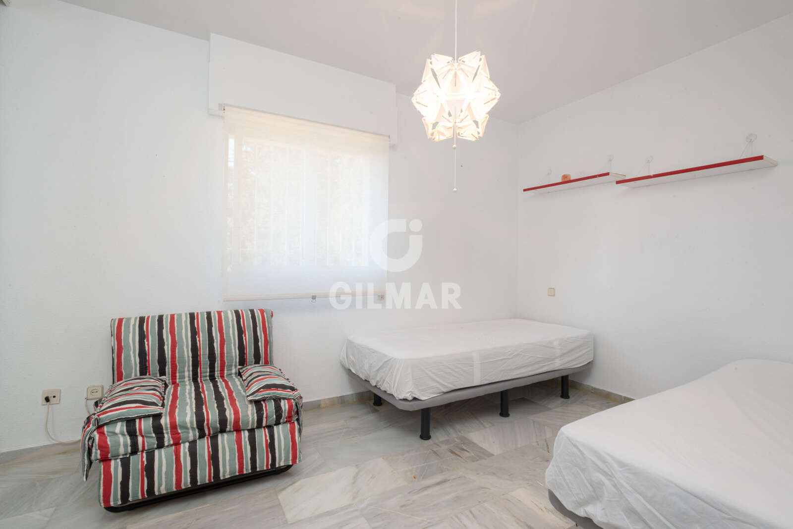 Property slider Gilmar