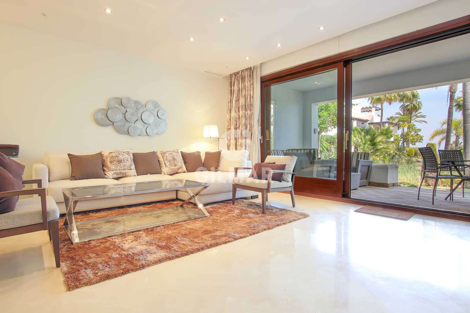 Property slider Gilmar
