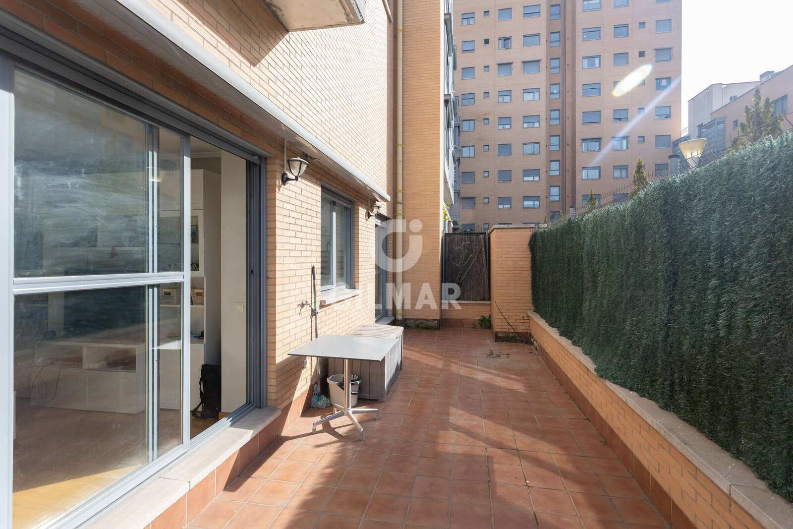 Property slider Gilmar