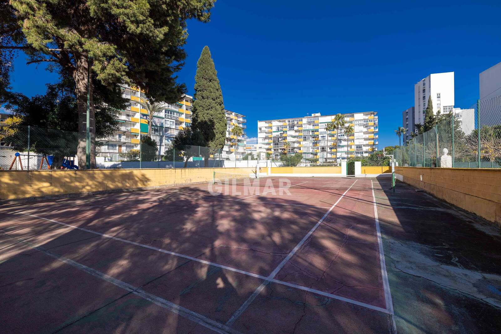 Property slider Gilmar