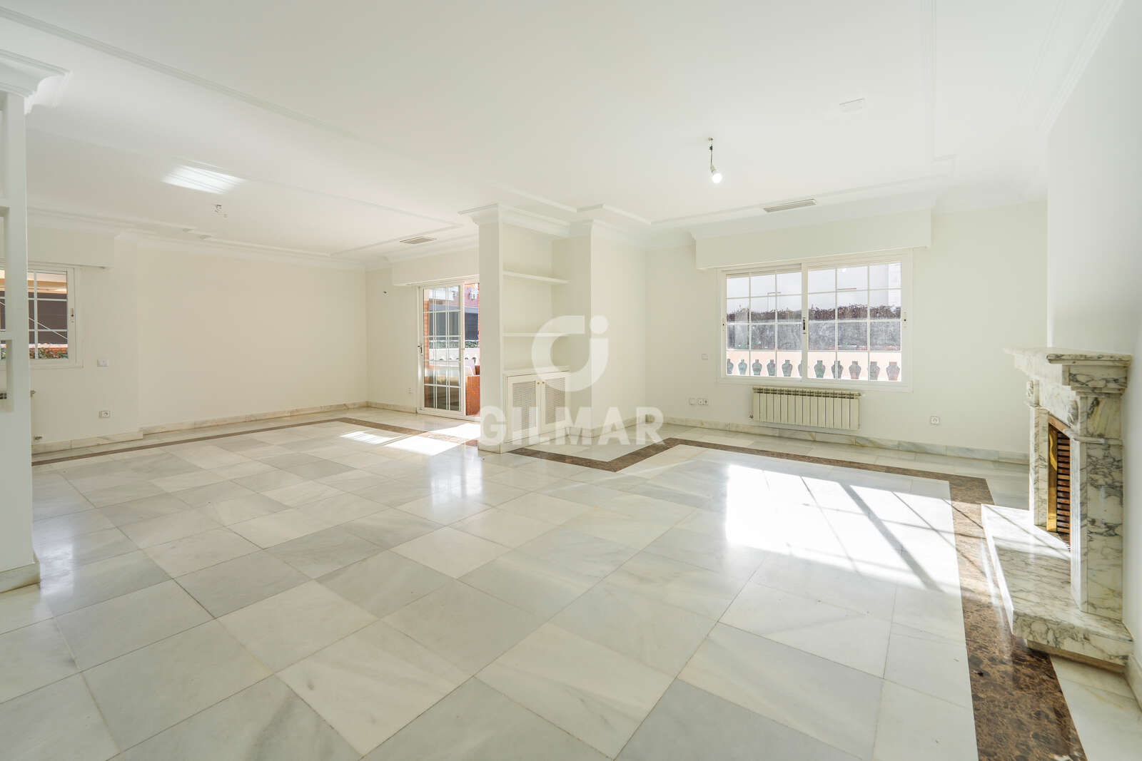 Property slider Gilmar