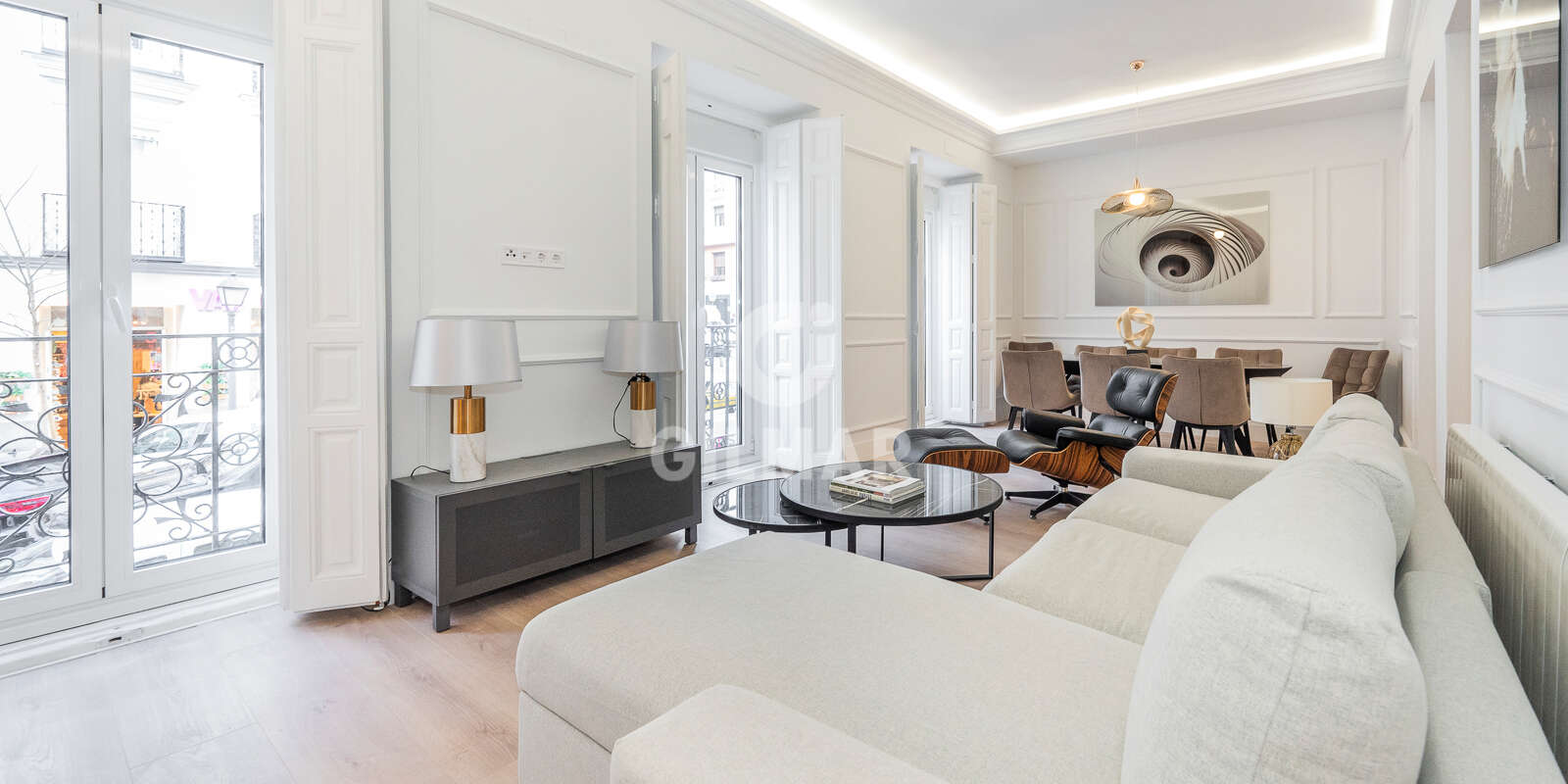 Property slider Gilmar