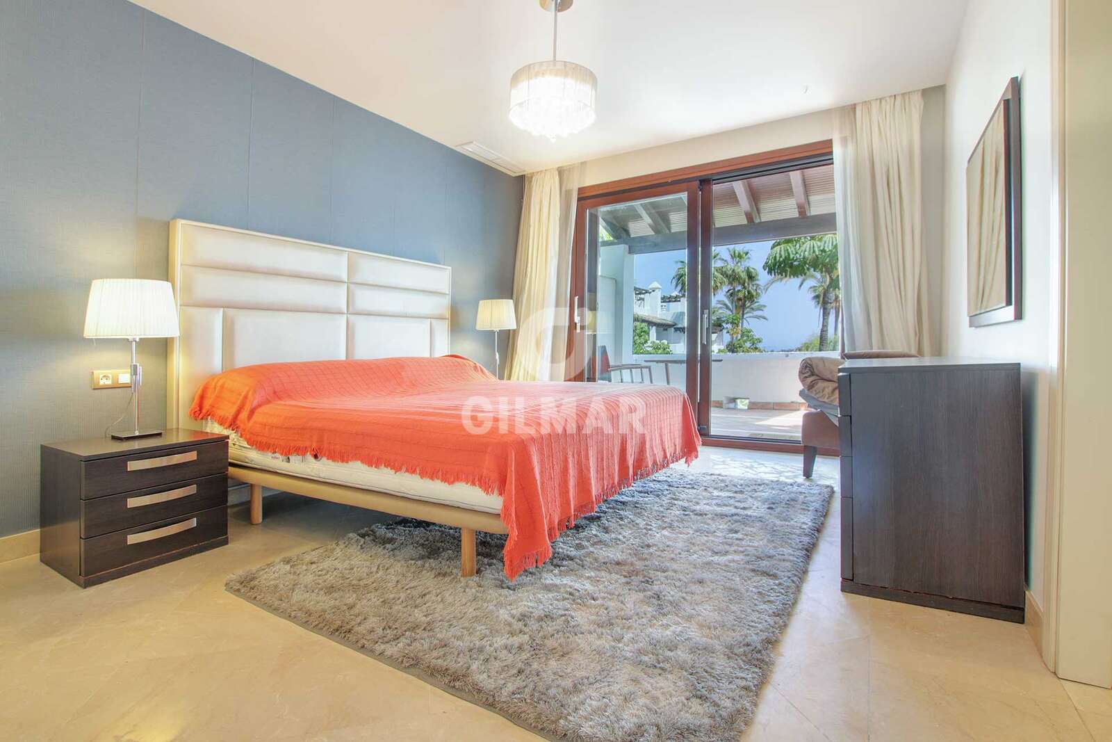 Property slider Gilmar