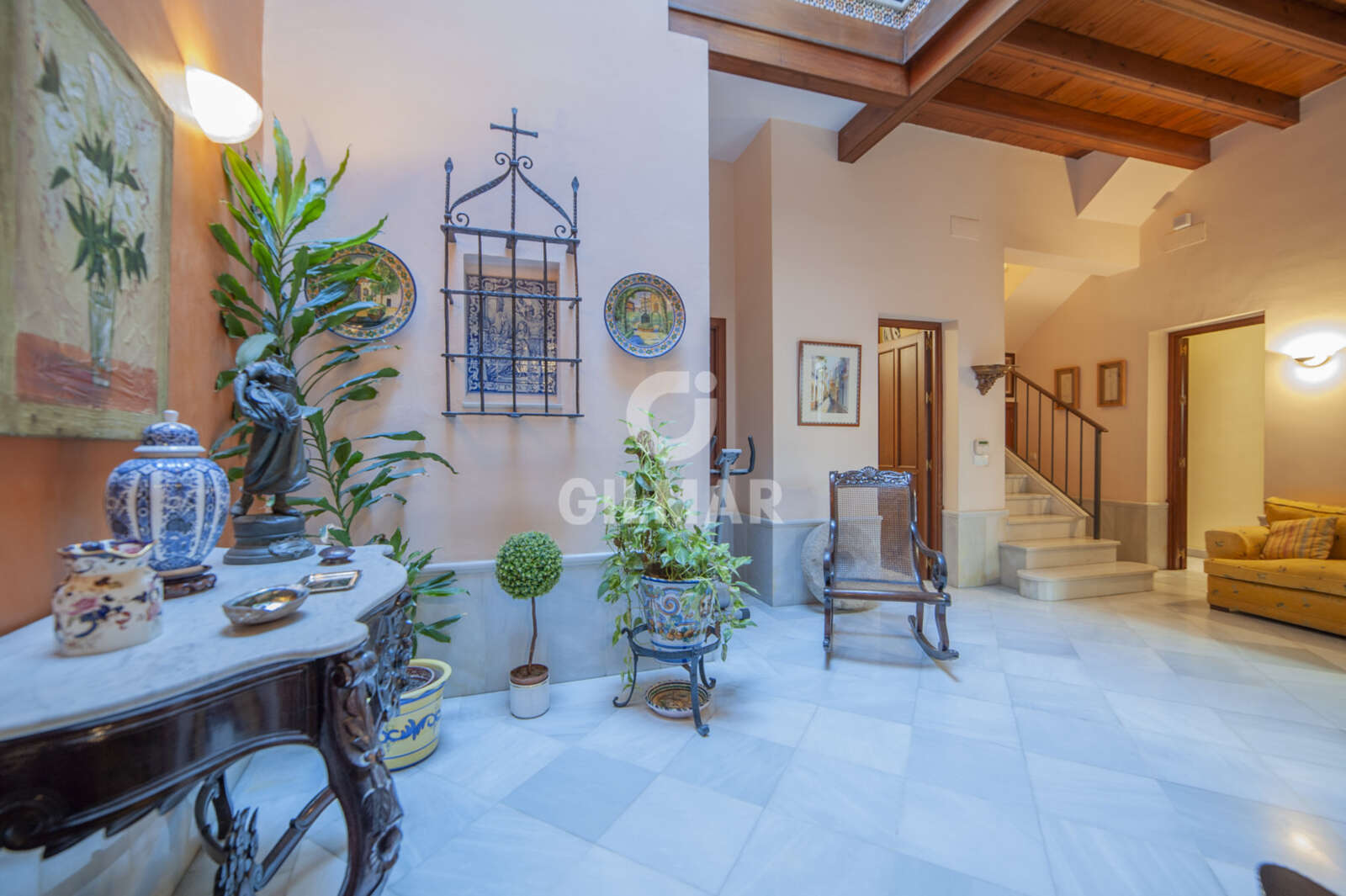 Property slider Gilmar