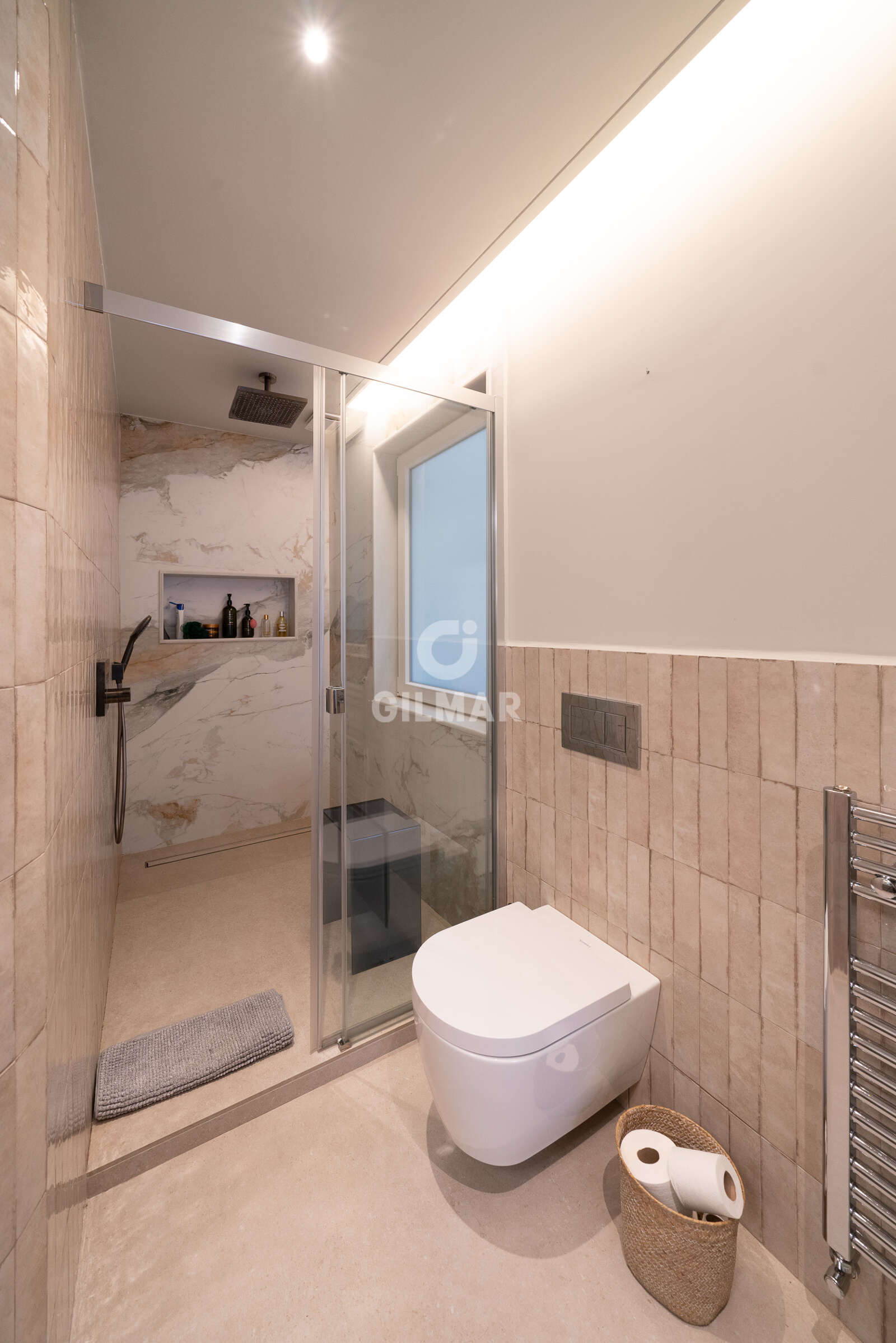 Property slider Gilmar