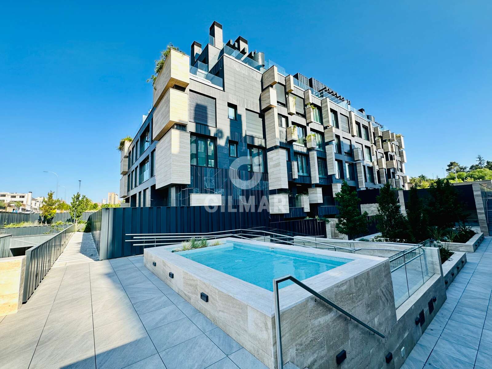Property slider Gilmar