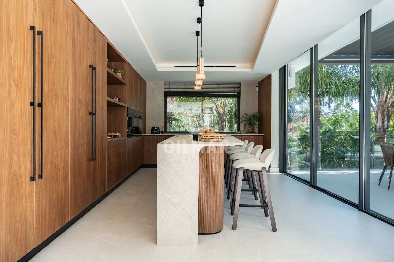 Property slider Gilmar