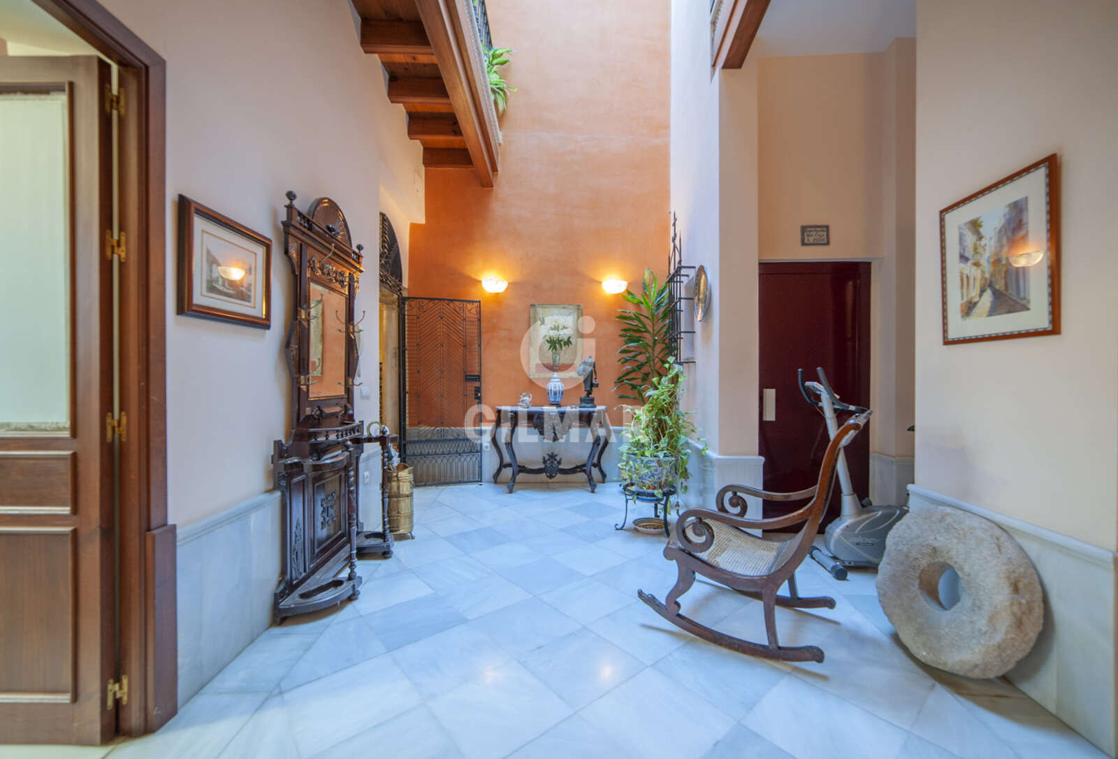 Property slider Gilmar