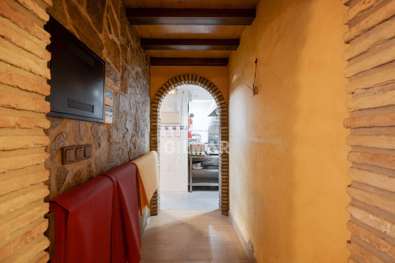 Property slider Gilmar