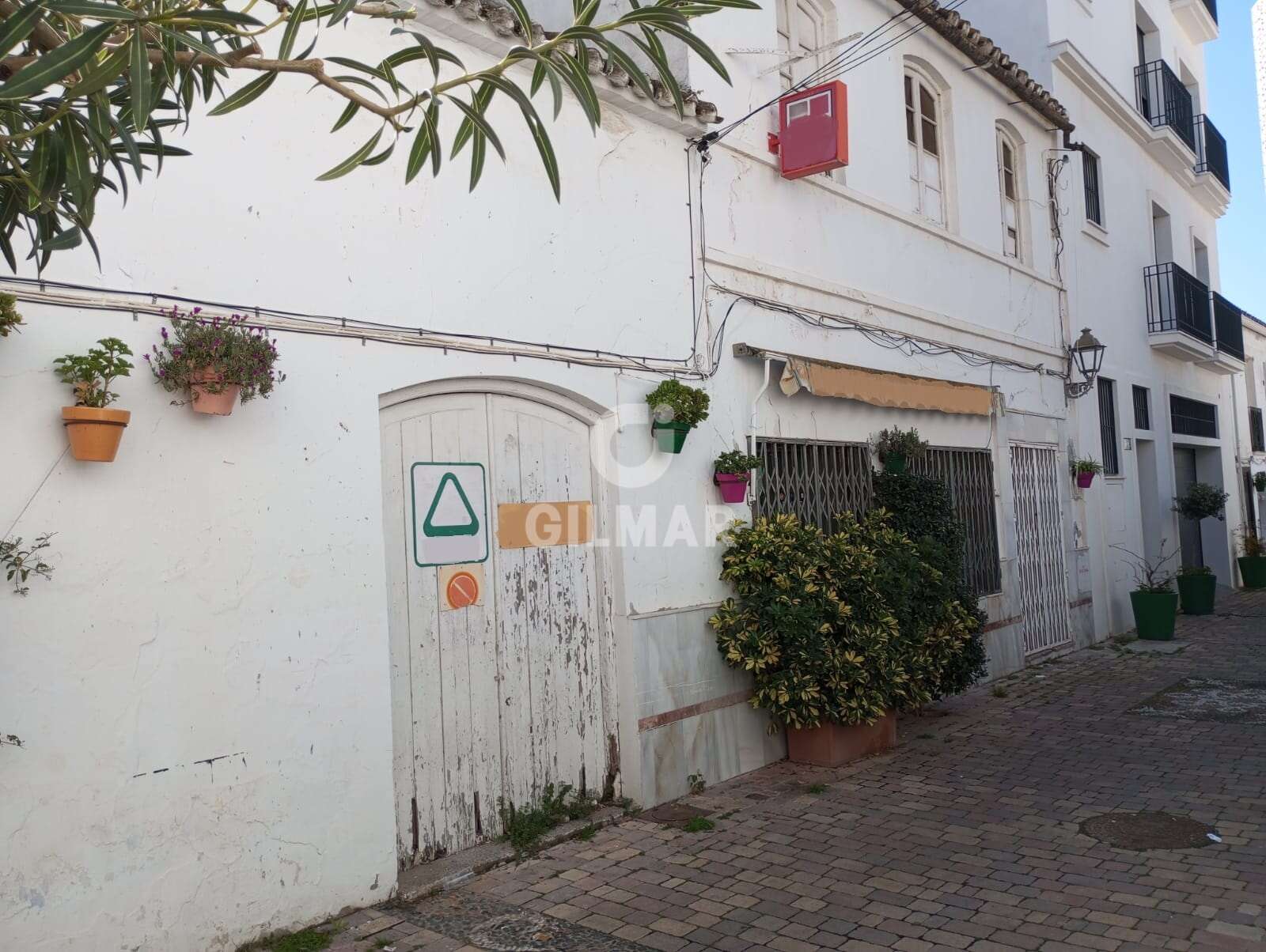 Photo of Semi-detached house