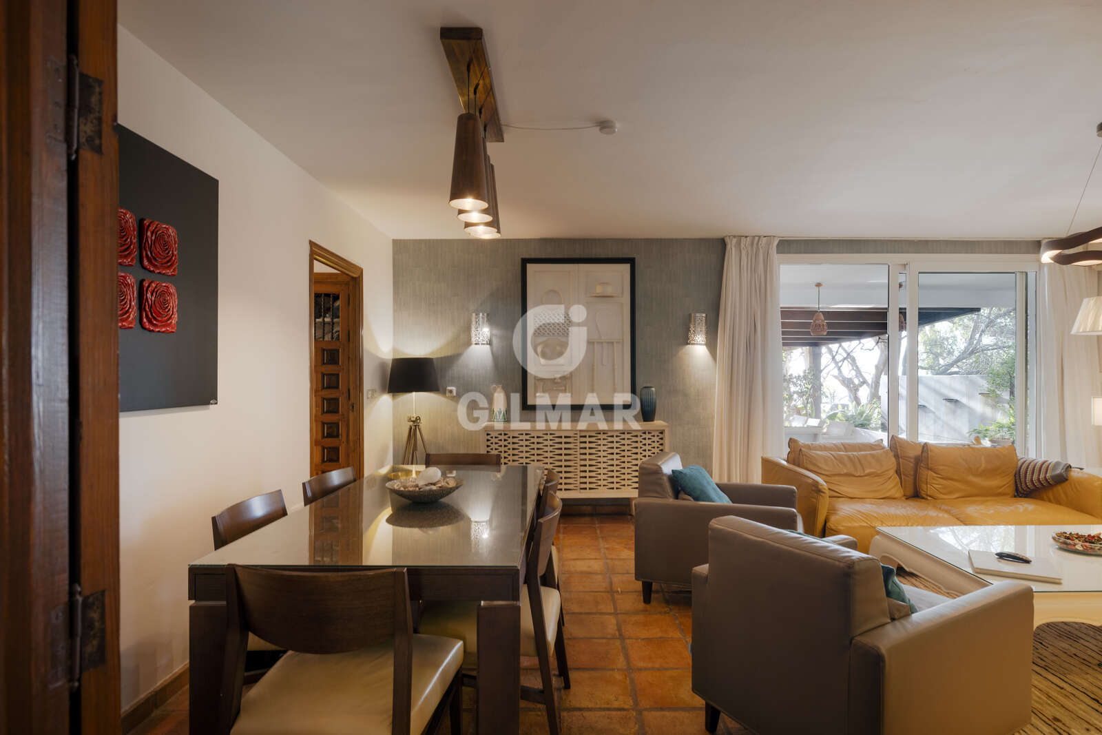 Property slider Gilmar