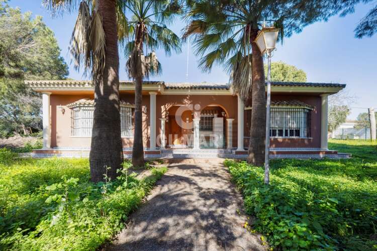 Villa for sale in Chiclana de la Frontera – Cádiz | Gilmar Consulting