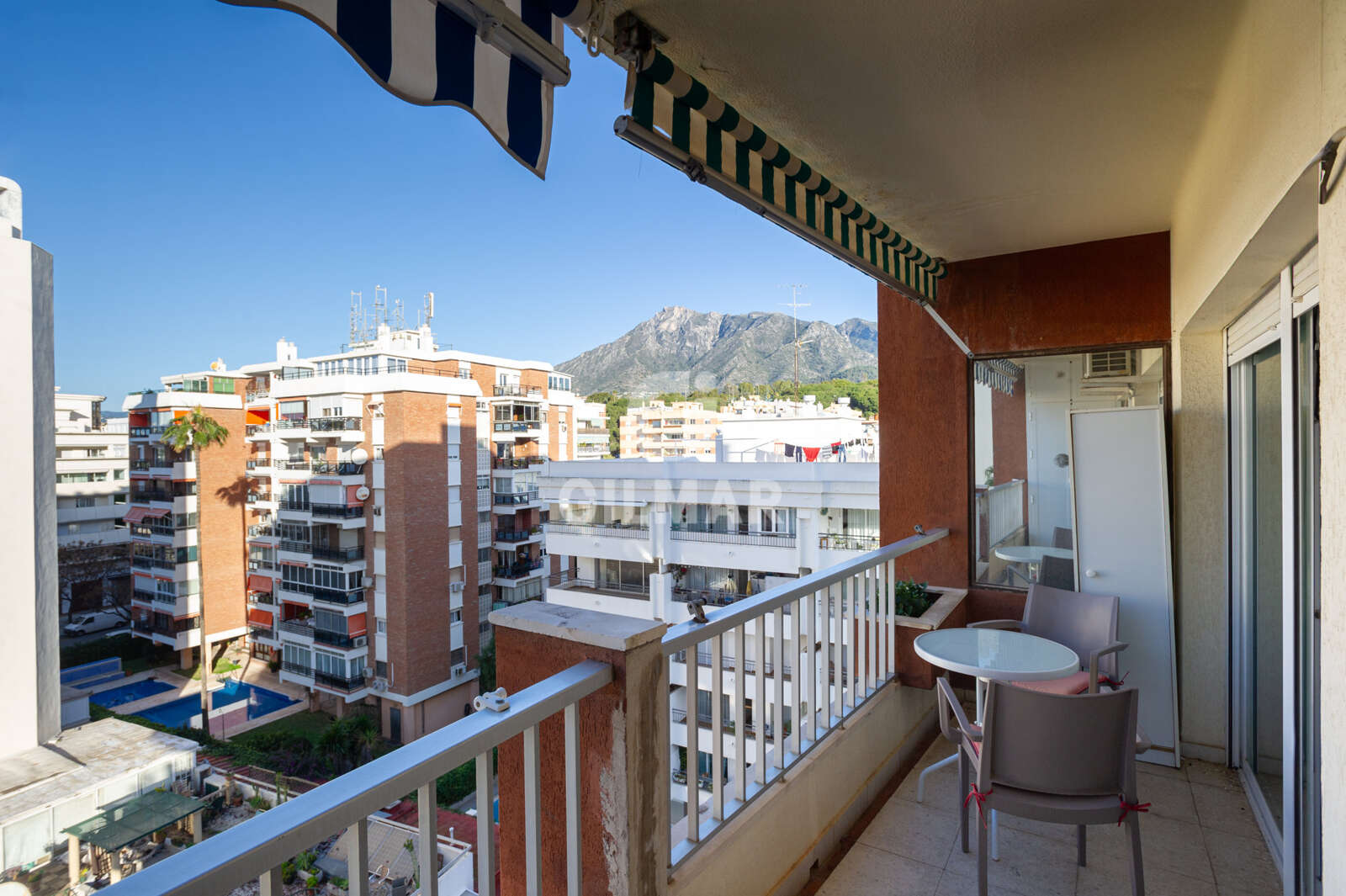 Property slider Gilmar