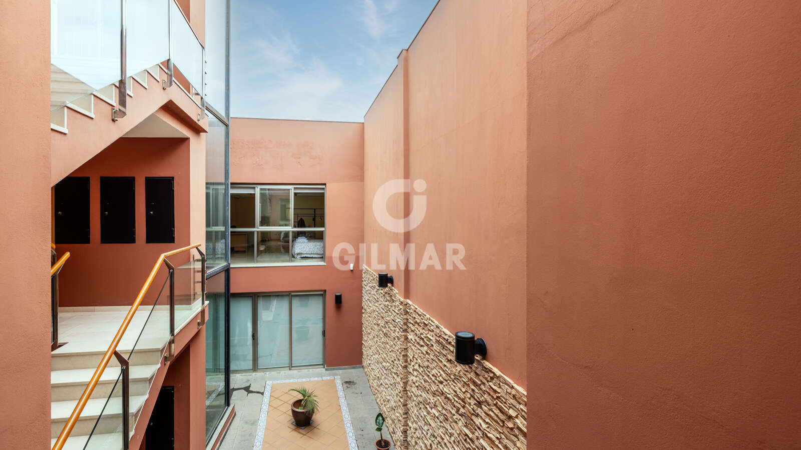 Property slider Gilmar