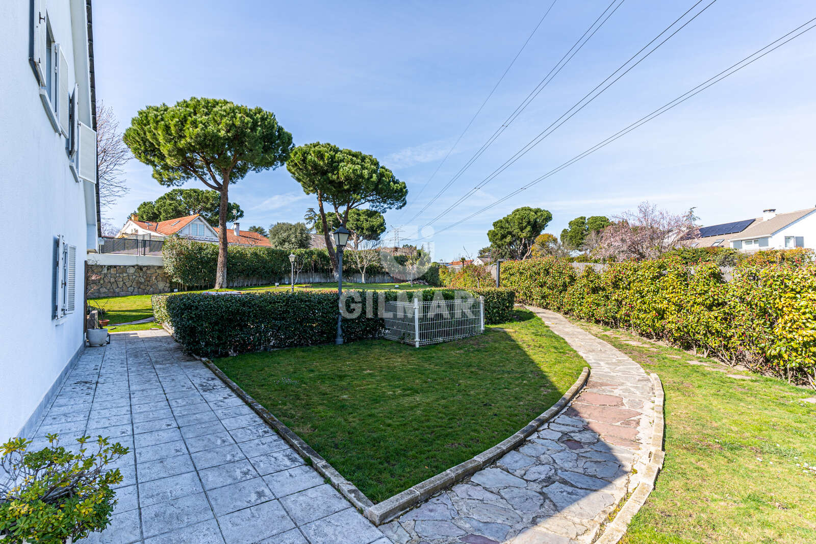 Property slider Gilmar