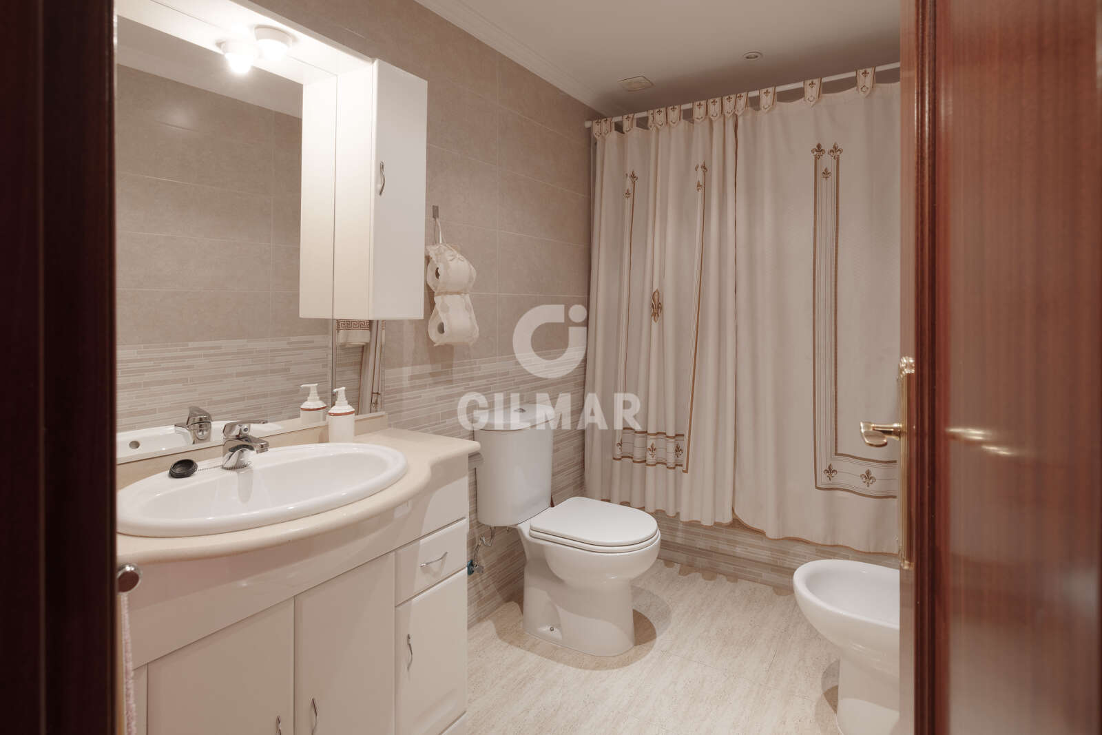 Property slider Gilmar