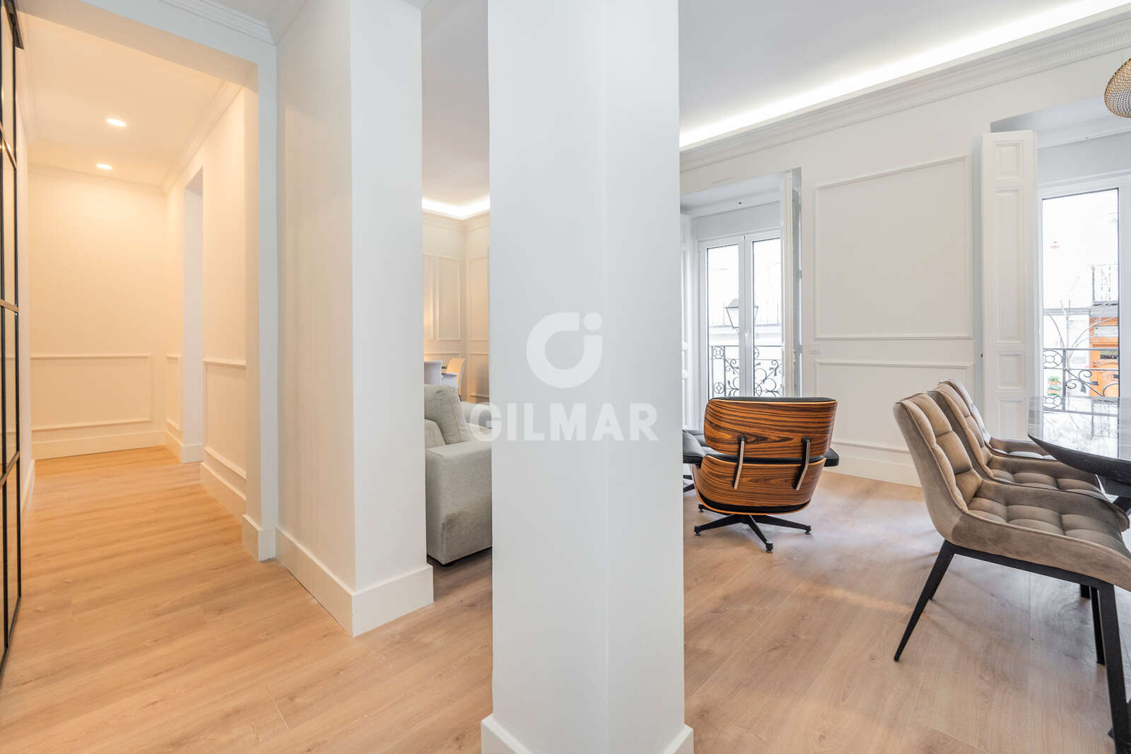 Property slider Gilmar