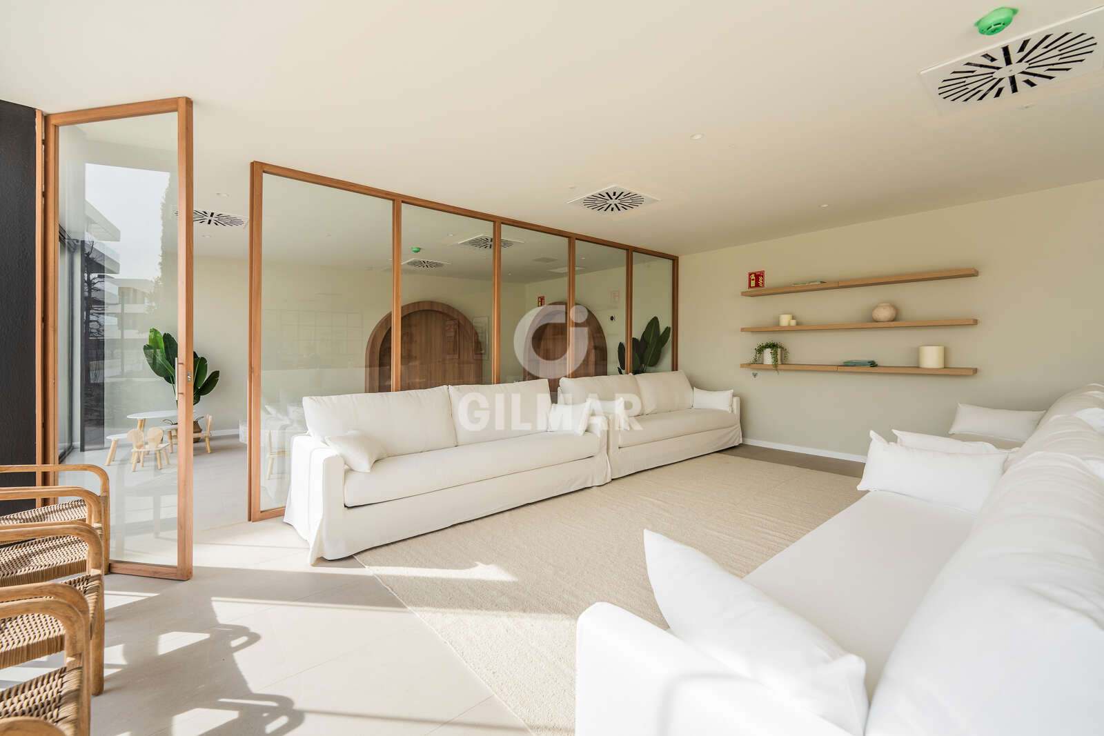 Property slider Gilmar
