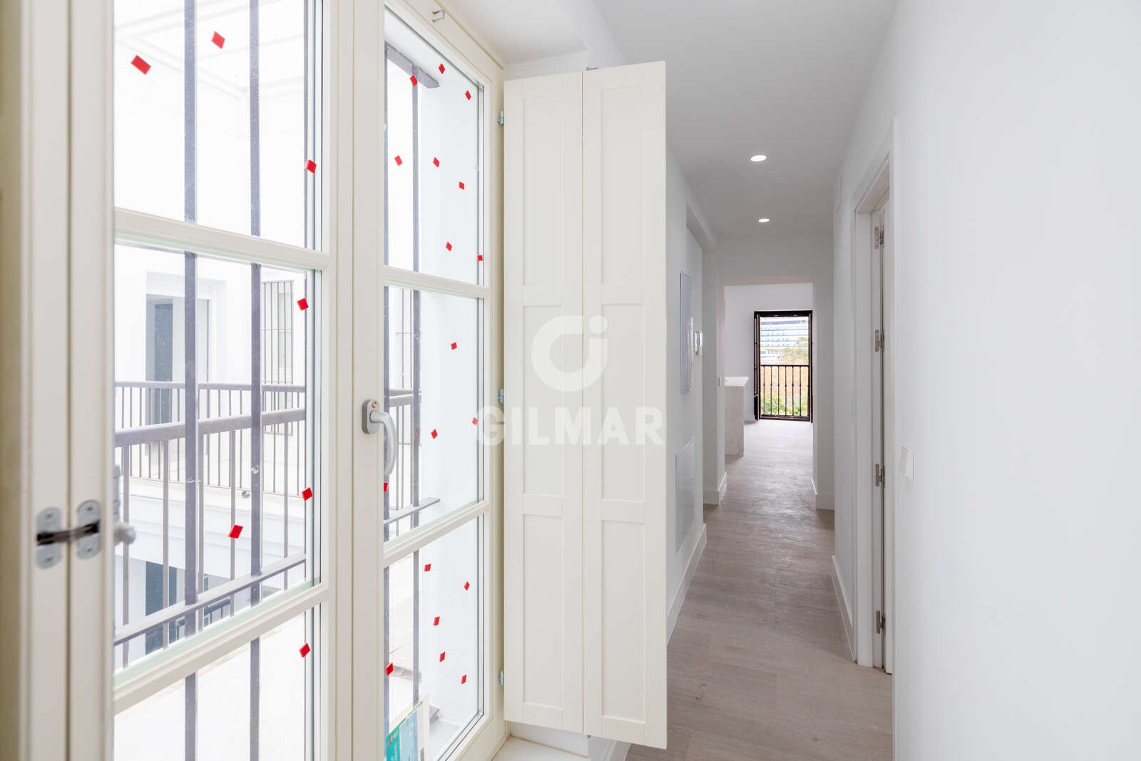 Property slider Gilmar