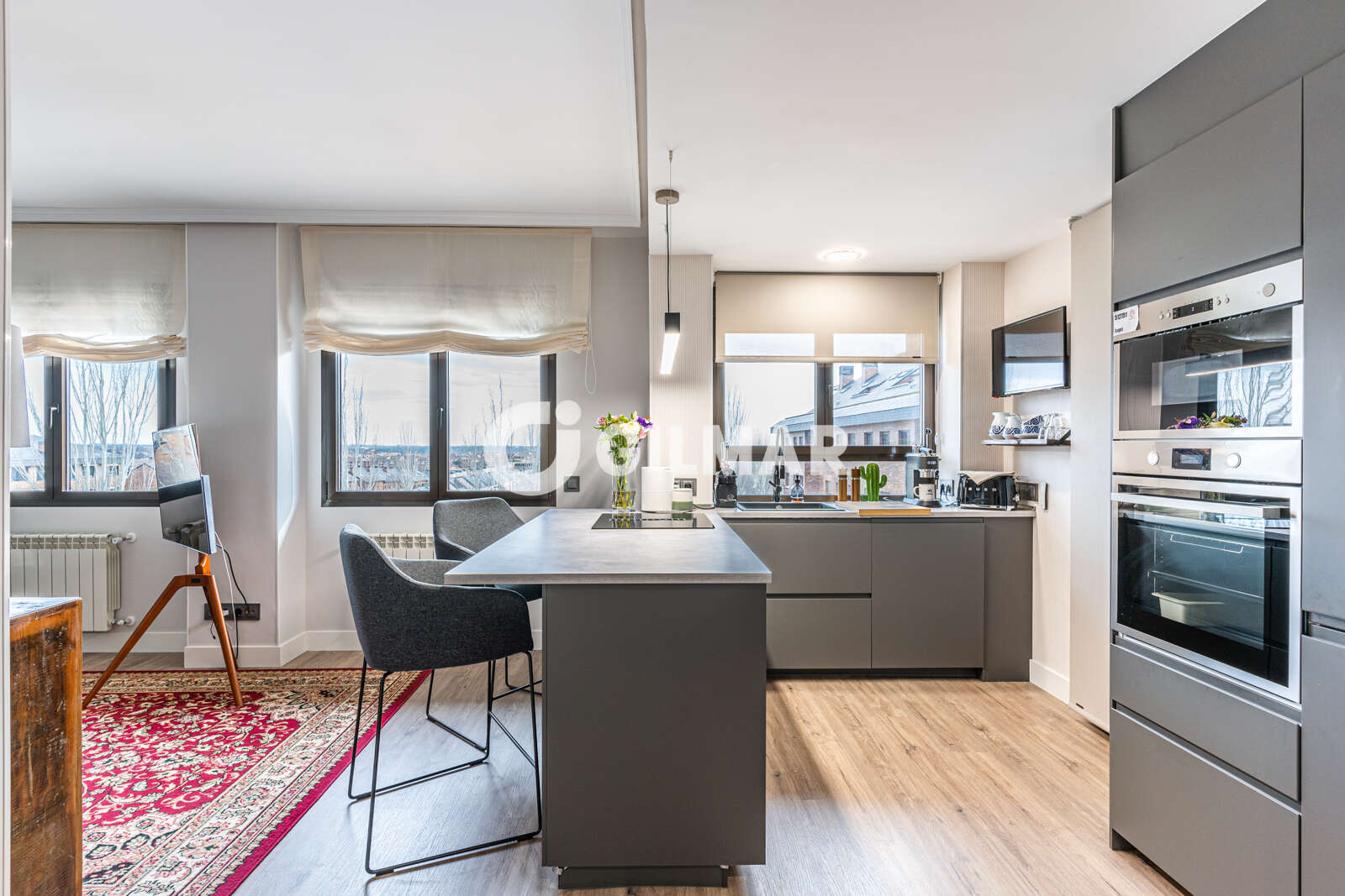 Property slider Gilmar
