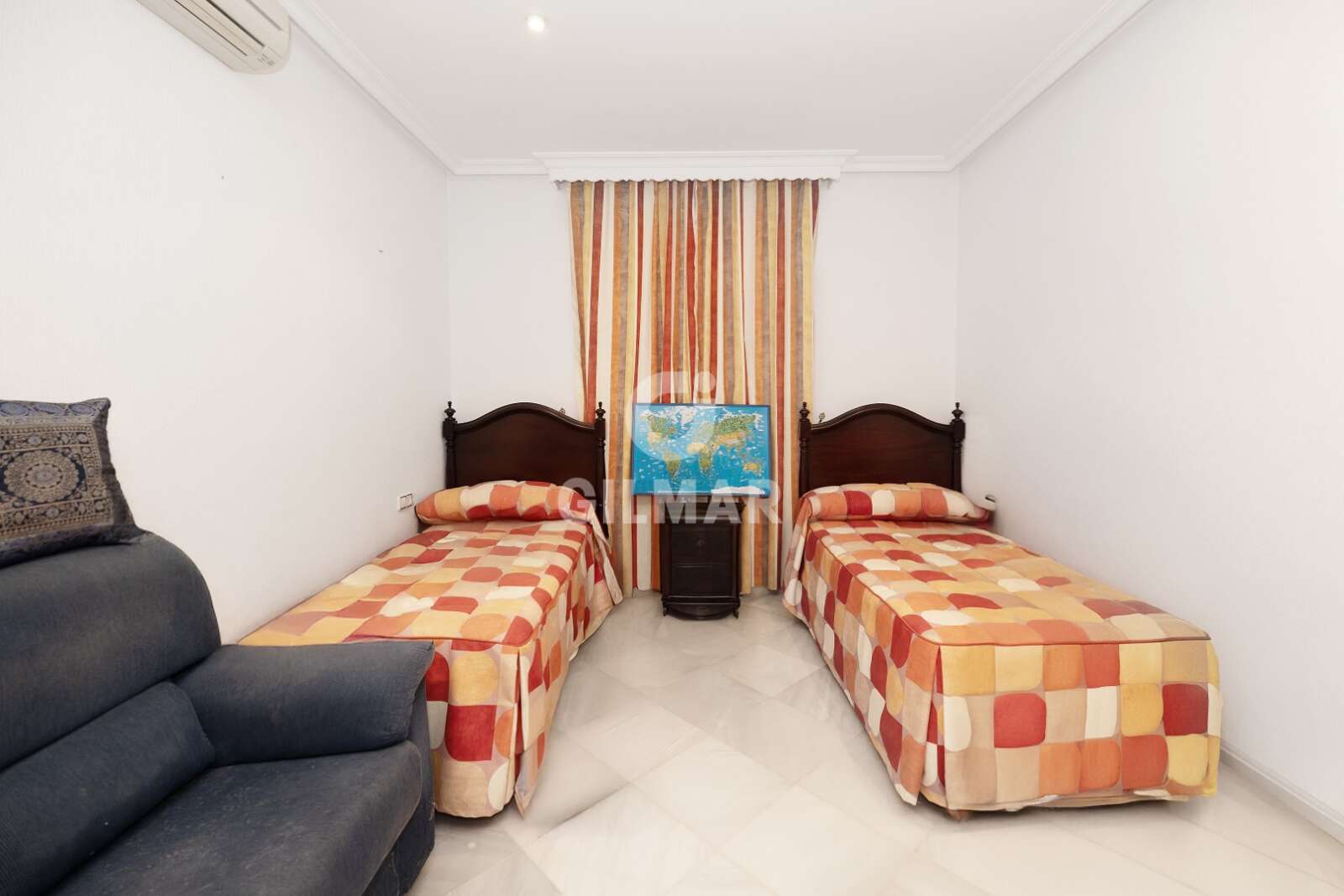 Property slider Gilmar