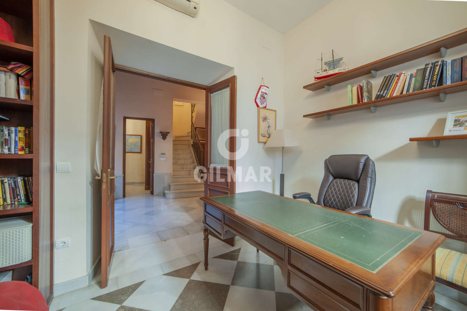 Property slider Gilmar