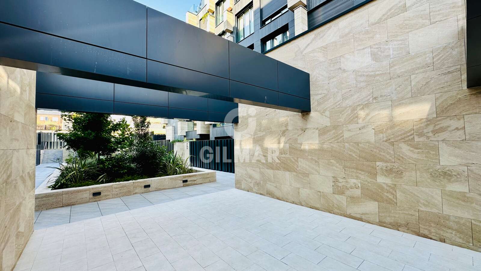 Property slider Gilmar