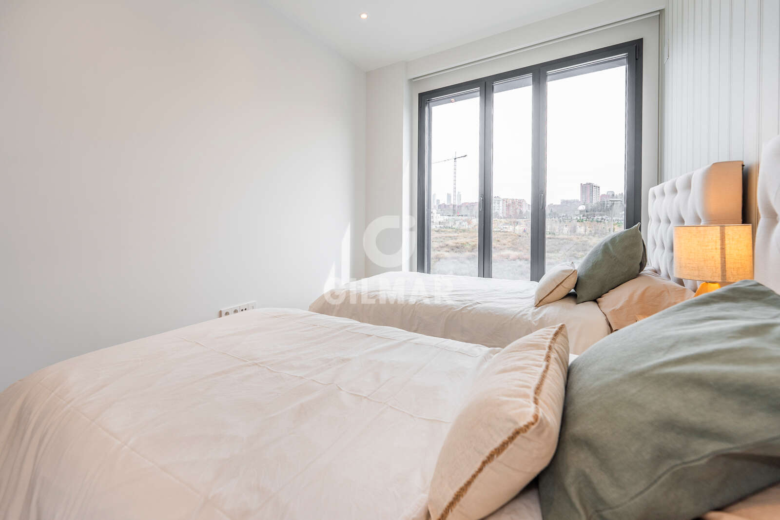 Property slider Gilmar