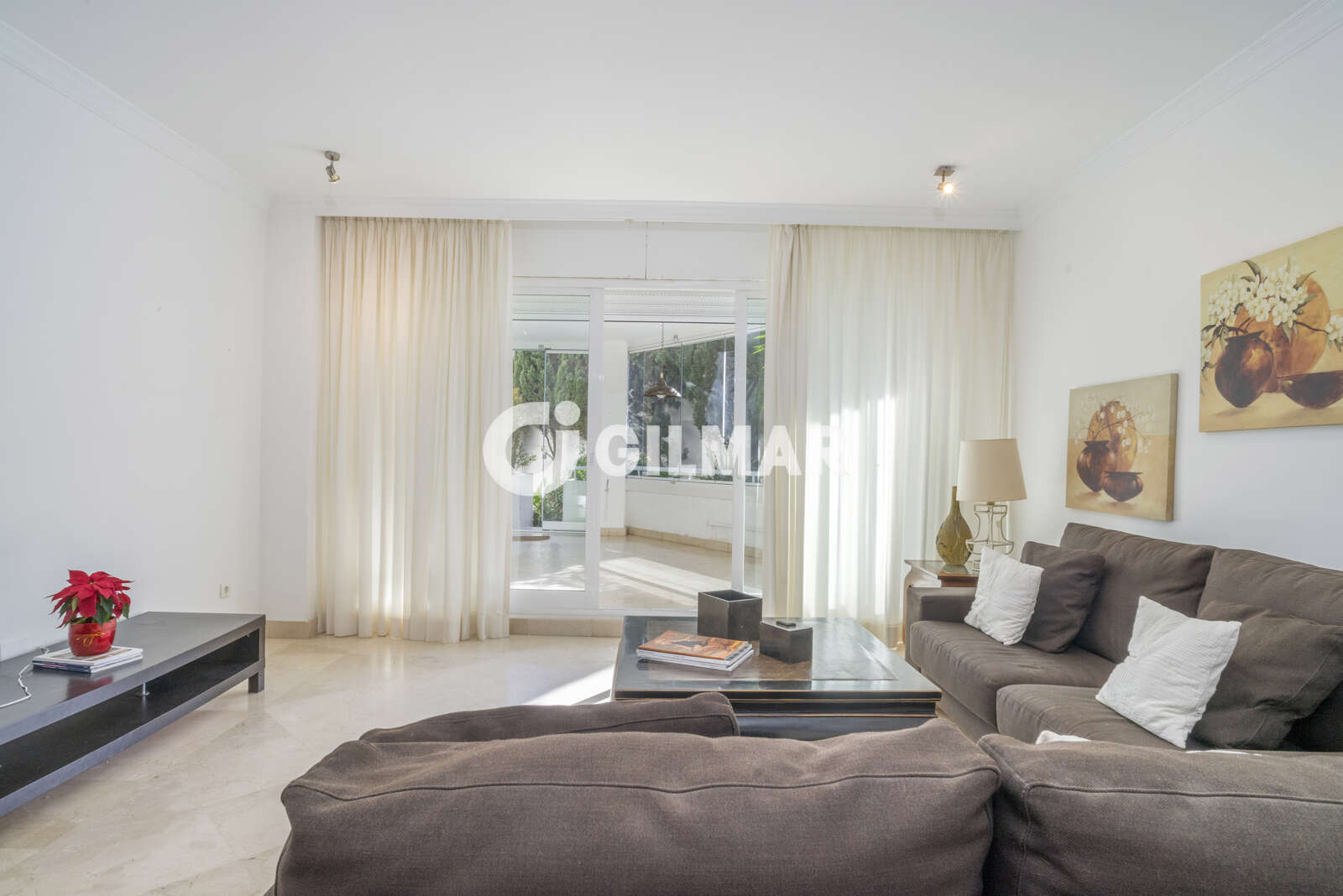 Property slider Gilmar