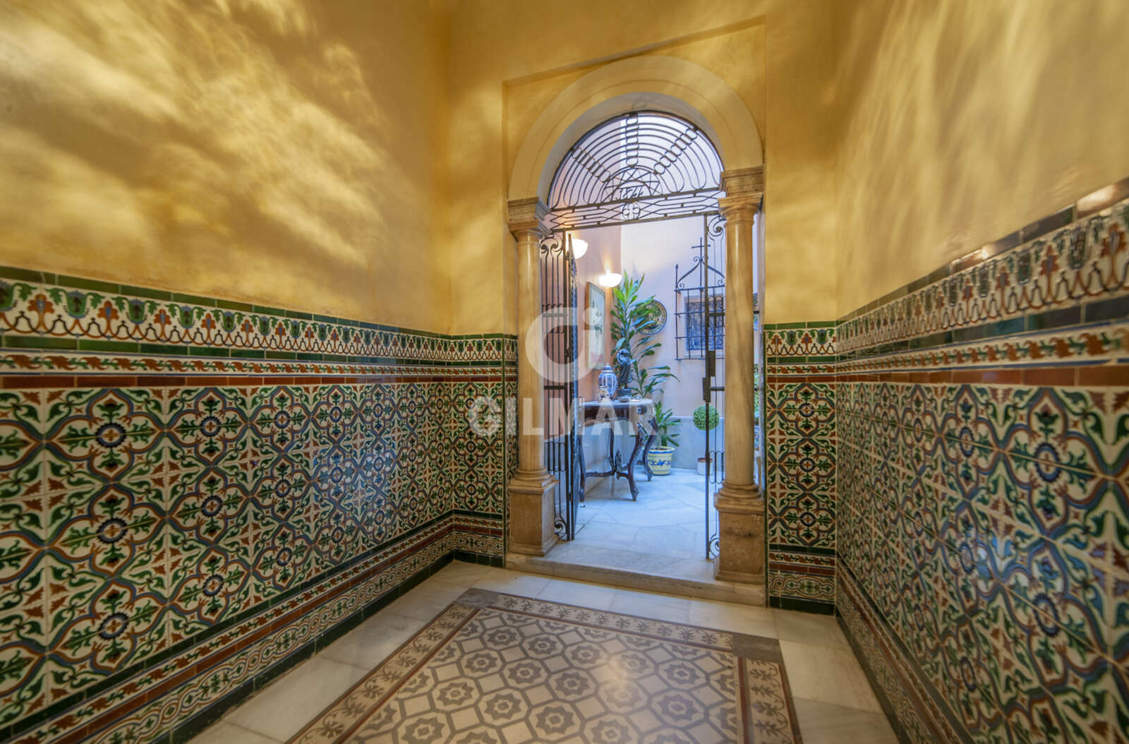 Property slider Gilmar