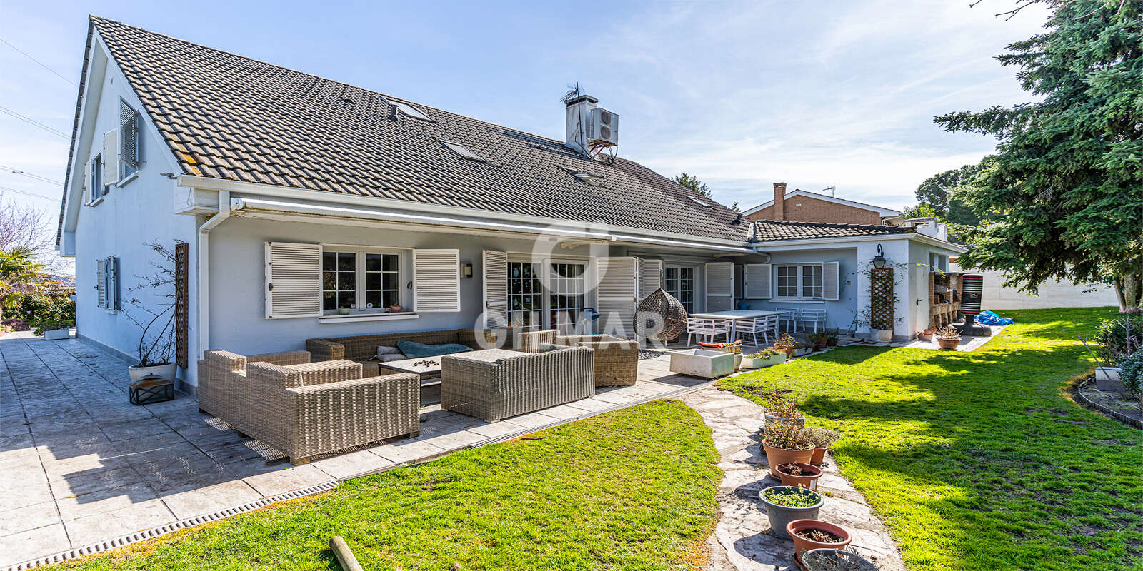 Property slider Gilmar
